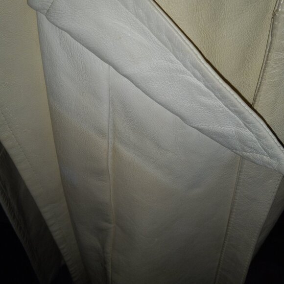 VINTAGE 60'S WHITE LEATHER KNEE LENGTH PEACOAT - Picture 7 of 8